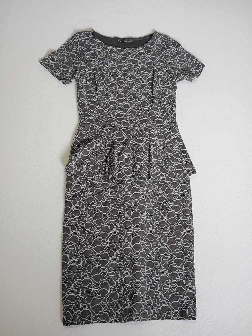 Velvet by Graham & Spencer Slate Gray Lace Overlay Peplum Midi Dress S Ruffles